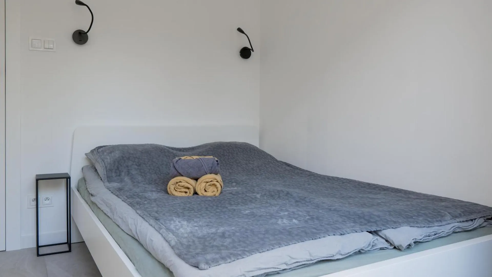Apartament Smart Kamienica Grochow With Free Parking Варшава